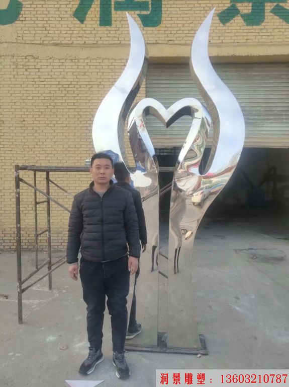 不锈钢医院雕塑制作过程 医院雕塑半成品3 不锈钢医院雕塑制作过程 医院雕塑半成品3