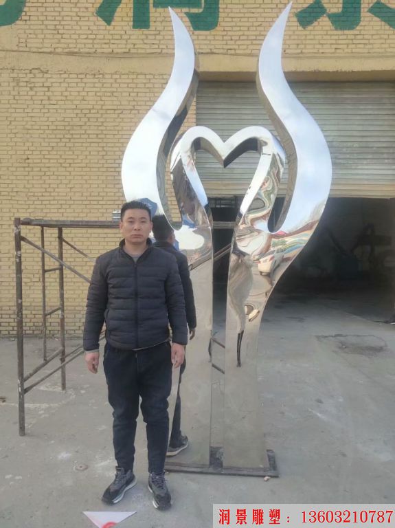 不锈钢医院雕塑制作过程 医院雕塑半成品7 不锈钢医院雕塑制作过程 医院雕塑半成品7